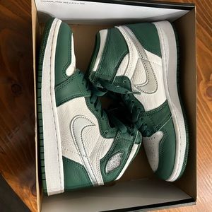 Air Jordan 1 Retro High OG GS Gorge Green/Metallic Silver Size 4.5 Big Boys